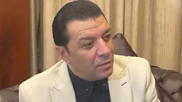 نجوم في قفص الاتهام: اعتذارات المشاهير بعد تصريحات مثيرة للجدل