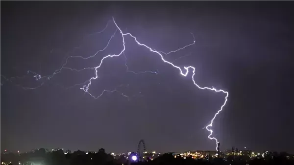 عواصف ميامي تهدد قمة إنجلترا والنرويج في المونديال