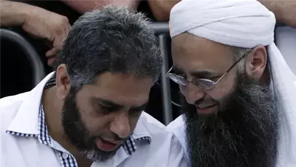 فضل شاكر يكسر صمته بعد الخروج من السجن.. تفاصيل اللحظات الأولى في منزله