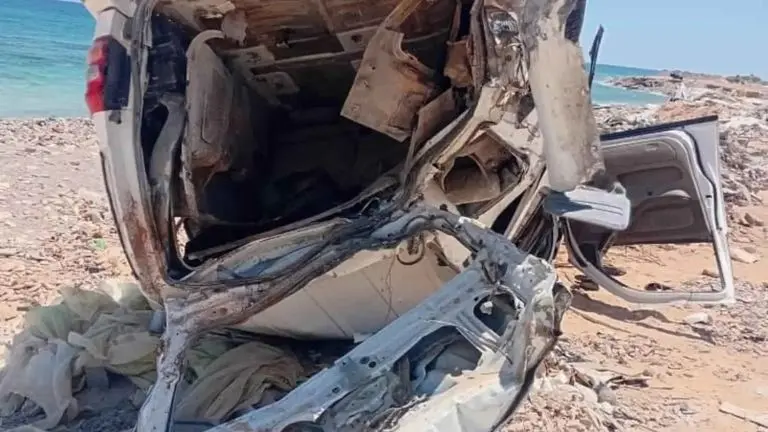 مأساة على شاطئ طرابلس: توثيق لحظات الحادث المروري الذي أودى بحياة شابين