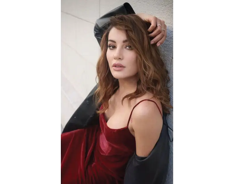 كواليس السقوط المريب: أسرار اللحظات الأخيرة في حياة إيجي إرتم