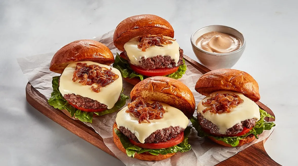 ثورة في عالم الطهي: كيف أعاد الذكاء الاصطناعي ابتكار وصفات البرجر عبر أداة BurgerAI