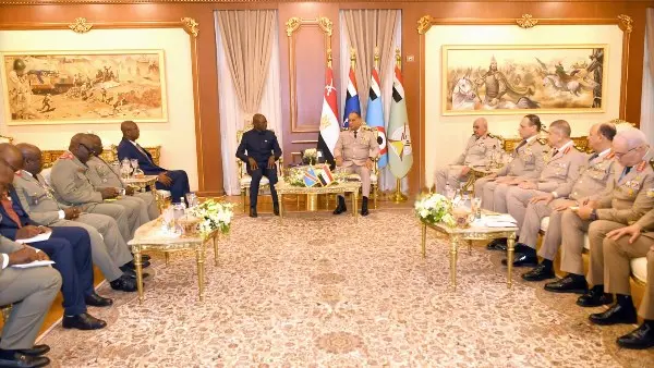 أسرار الدبلوماسية العسكرية: كيف تبني الدول جسور الثقة والتعاون المشترك