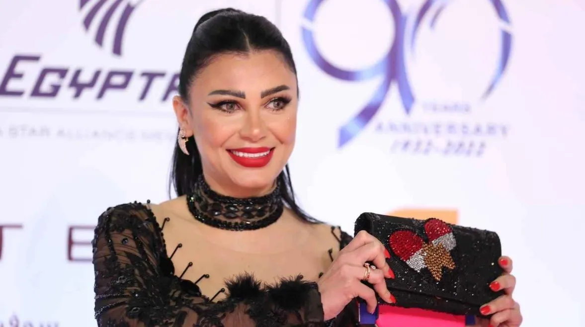 من هي منى ممدوح بطلة شخصية شهد مراجيح؟ حقيقة الفيديو المثير