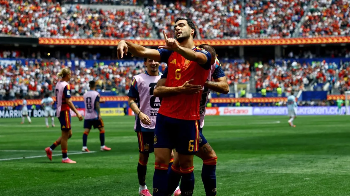 ميرينو يكتب التاريخ.. إسبانيا تطيح ببلجيكا وتضرب موعداً نارياً مع فرنسا في المونديال