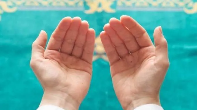 سرُّ القرب من الله: كيف تفتح أبواب السماء بدعاء لا يُرد؟