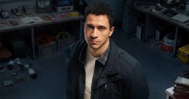 عصام عمر يضع اللمسات النهائية قبل بدء تصوير فيلمه بحر