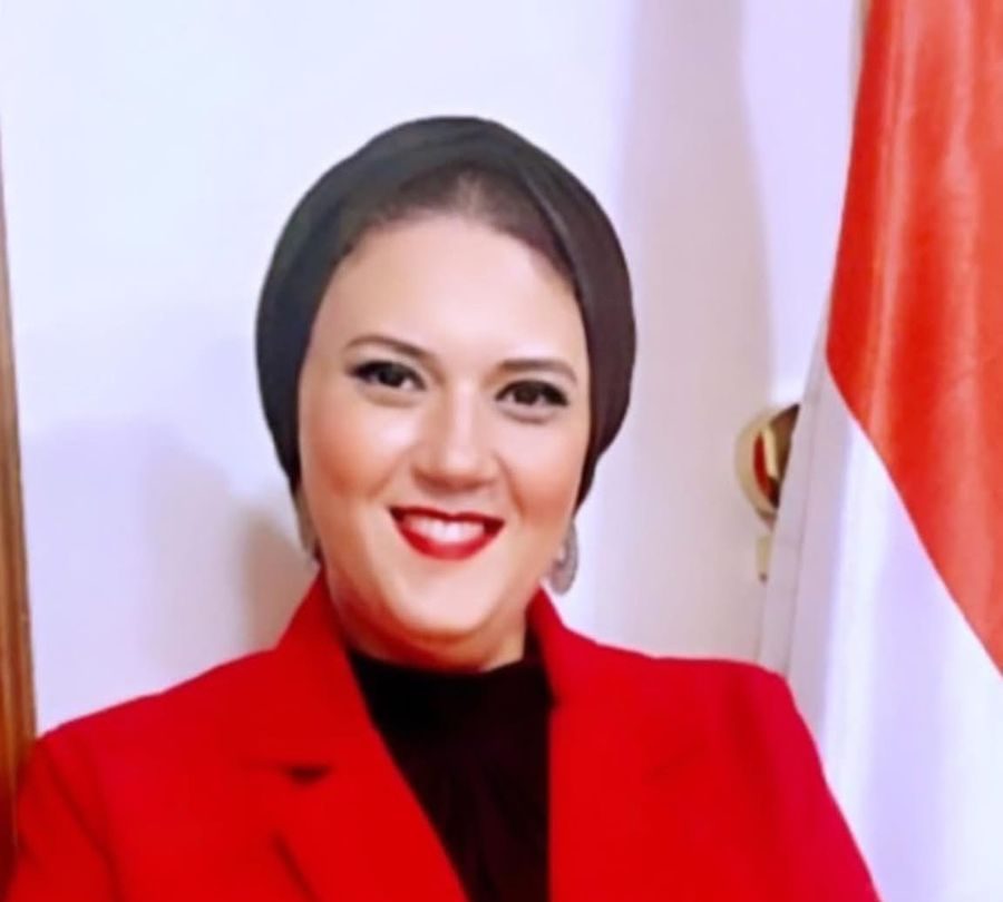 "الرياضيات البحتة" تفتح النار على طلاب الثانوية.. والوزارة ترد بـ "القبضة الحديدية"!