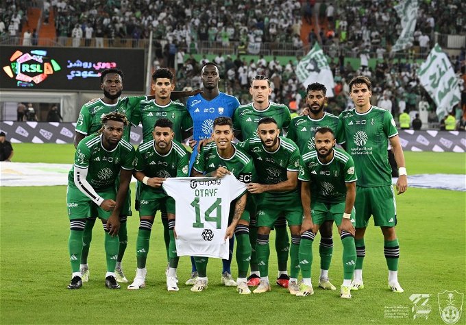 الأهلي يعود للنتائج السلبية بسقوط أمام ضمك في الدوري السعودي | فيديو