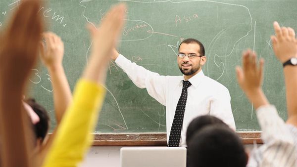 عاجل.. قرار هام من "التعليم" لسد عجز المدرسين في الفصل الدراسي الثاني 2024 