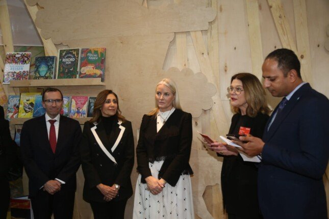 وزيرة الثقافة وقرينة ولي عهد النرويج تشهدان انطلاق فعاليات ضيف الشرف بمعرض الكتاب 
