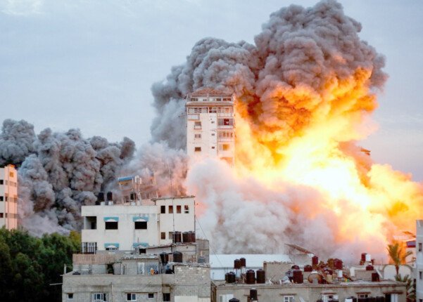100 شهيد وإصابة نحو 1000 في القصف الإسرائيلي على دوار النابلسي بغزة 
