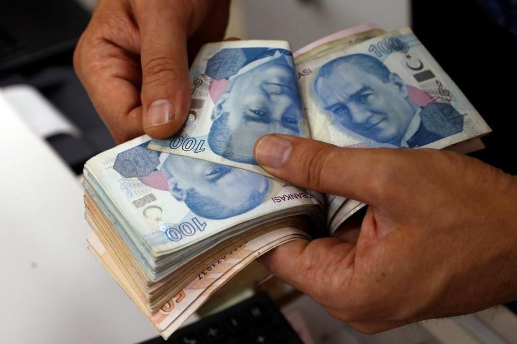 اليوم الاربعاء 21 فبراير.. اسعار صرف الليرة التركية مقابل العملات الاجنبية 