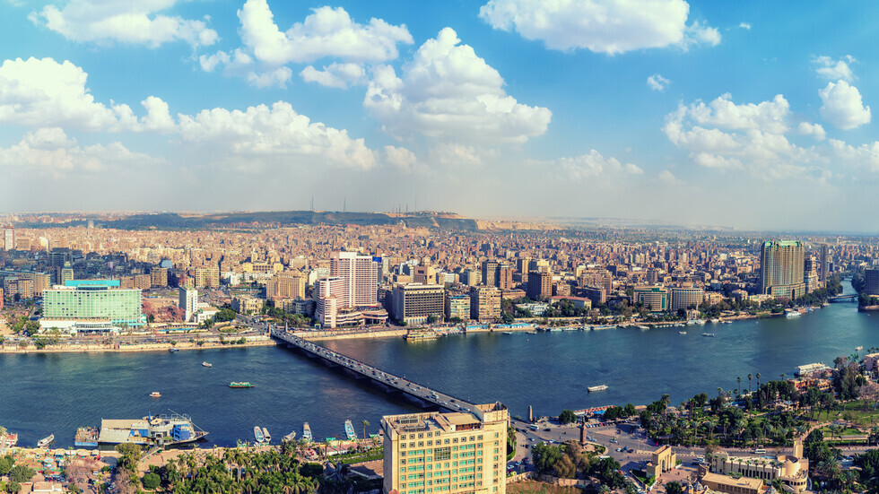 “The Crest”.. مصر تبيع أرضا ضخمة للإمارات بالدولار لإقامة مدينة جديدة 