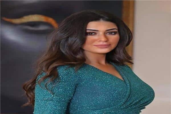 شاهد .. ميرنا نور الدين تفاجئ متابعيها بظهور لافت 