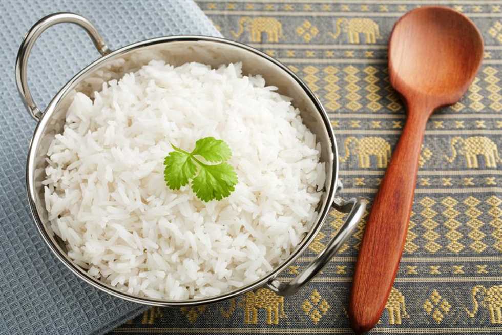 حيلة بسيطة تساعد على عدم تعجن الأرز أثناء الطهي