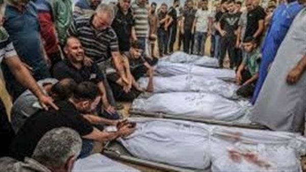 صواريخ الاحتلال تمنع رسالة "نحن على قيد الحياة"| معاناة الفلسطينيين بغزة من أجل مكالمة تليفون والحلم إجراء اتصال واحد 