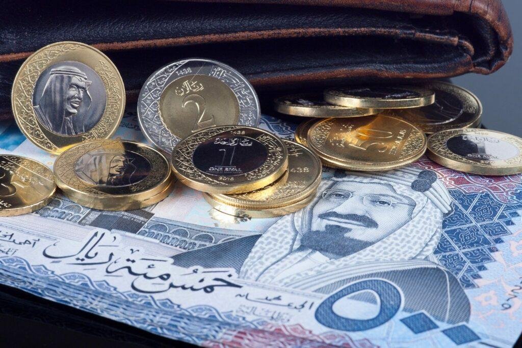 “هبوط جديد” سعر الريال السعودي اليوم الأحد 3 مارس في السوق السوداء والبنوك مقابل الجنية المصري