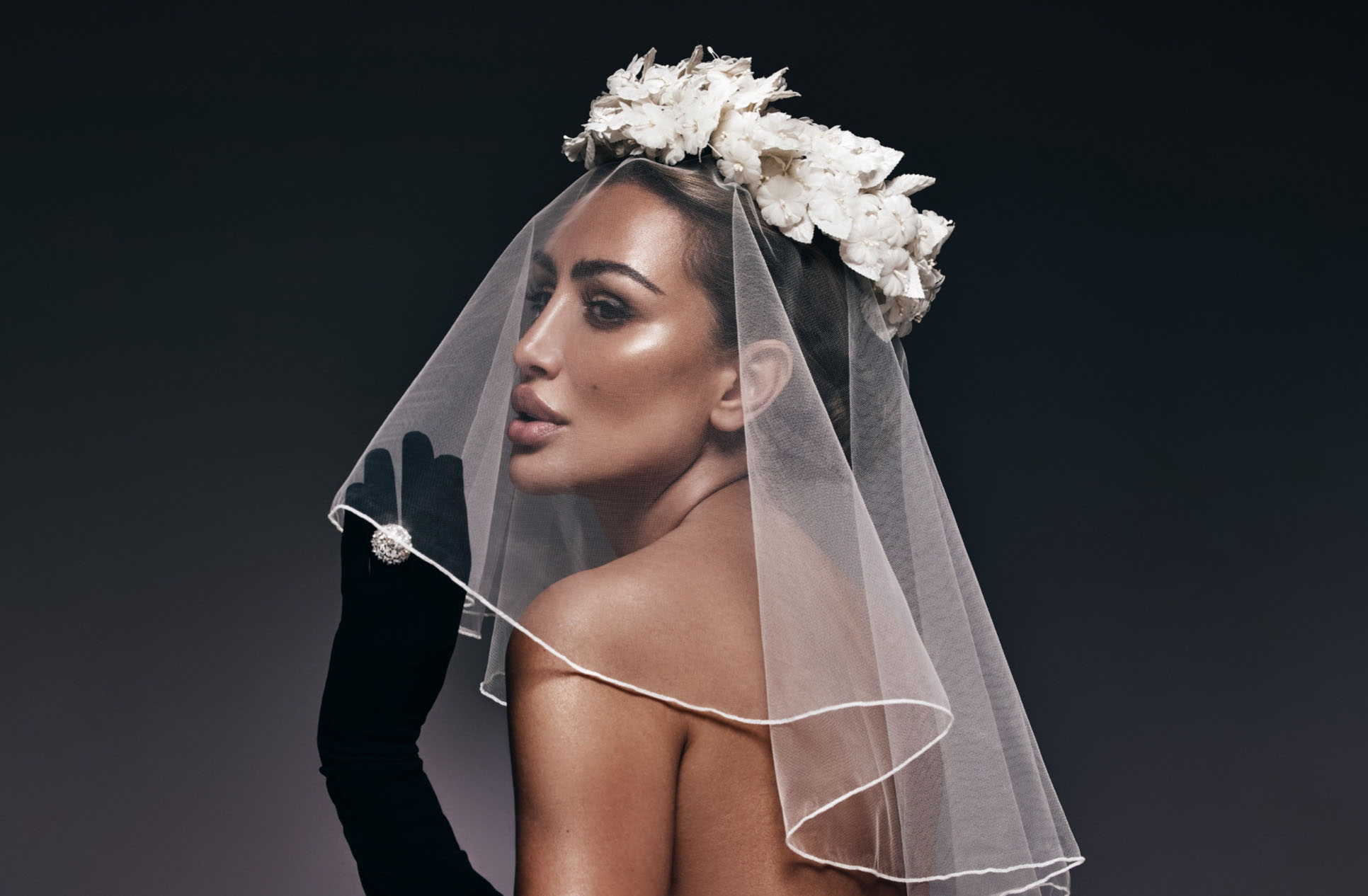 خاص- أغنية “عروس” لـ مايا دياب مكتملة العناصر، تحجز مكانها من اليوم الأول في حفلات الزفاف
