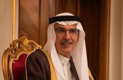 الأمير بدر بن عبد المحسن يُطمئن محبّيه بعد تعرّضه لوعكة صحيّة مفاجئة 