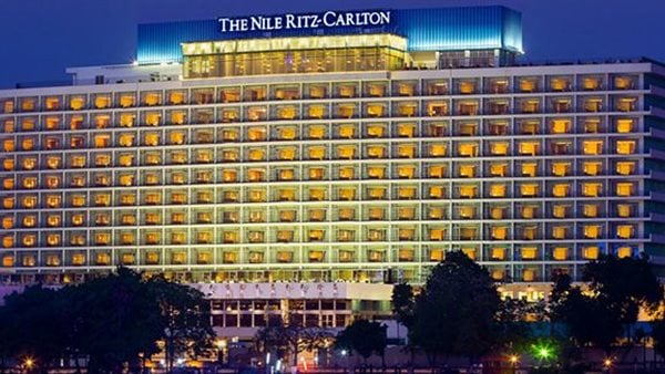إعادة طرح مشروع تطوير فندق النيل ريتز كارلتون والعروض المالية بالدولار