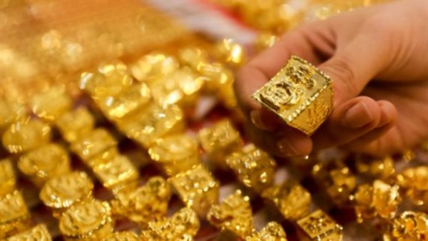 هبوط طفيف في أسعار الذهب وعيار 21 يسجل ٣٠٩٠ جنيه 